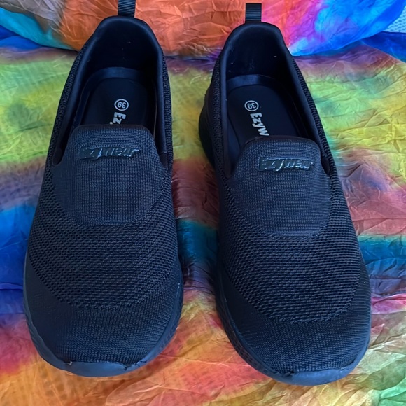 Ezywear Euro 39 US 8.5 Mesh Pull-on Lightweight Cushioned footbed Walking shoe - Picture 2 of 11